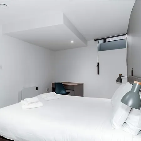 Convenient 3bed Flat W Security Apartmán *