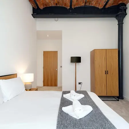 Contemporary 2 Bedroom In