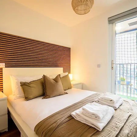 Apartment The Gateway Luxury Quayside Apartments