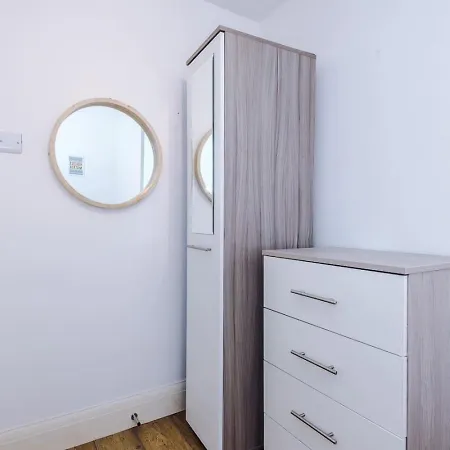 Centre, Full Kitchen, Wi-fi * Manchester