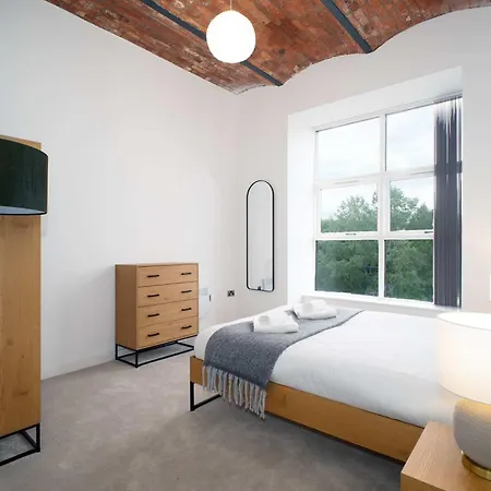 Contemporary 2 Bedroom In Μάντσεστερ
