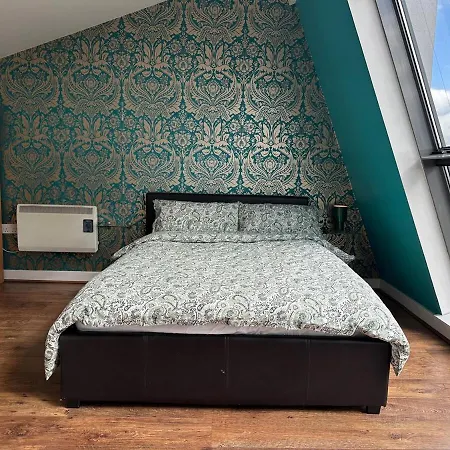 Appartement Spacious Duplex With Parking