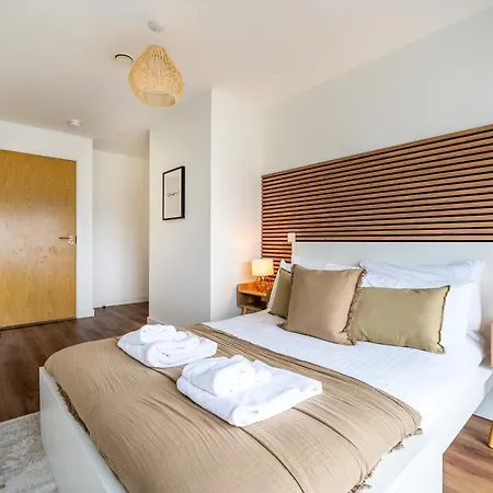 The Gateway Luxury Quayside Apartments * Manchester