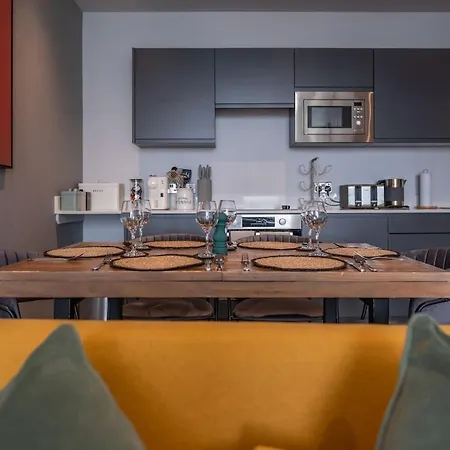 Lägenhet Exchange | 3br Modern |