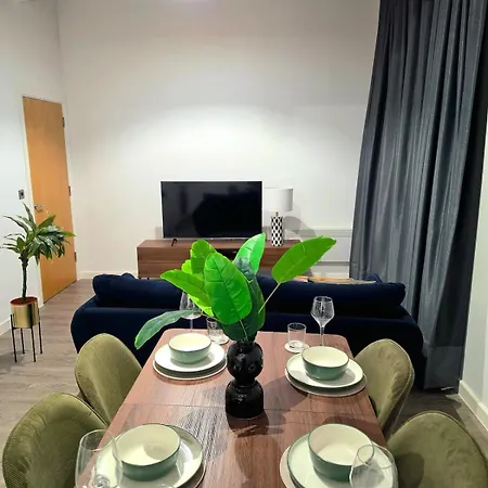 Casa De Mill 2 Bedroom In Near Coop Arena And Etihad Stadium *
