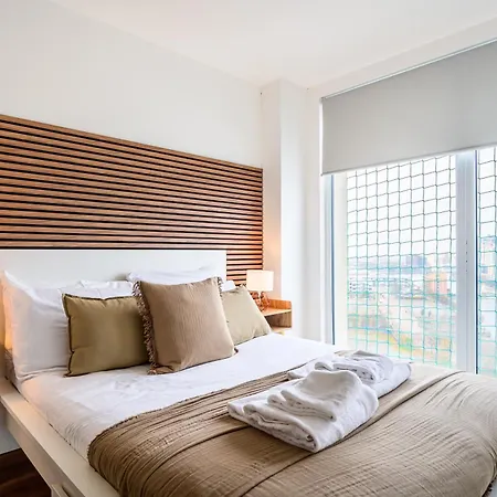 The Gateway Luxury Quayside Apartments *