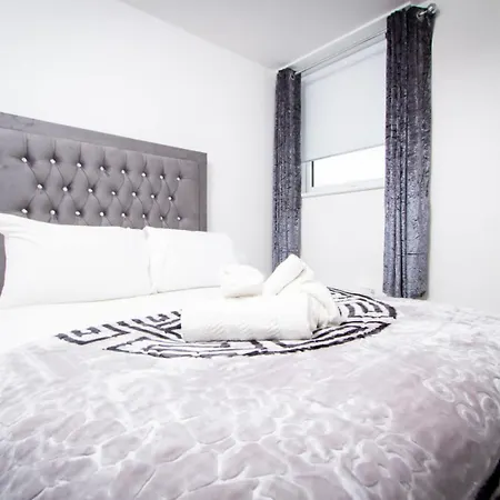 Stylish Newly Refurbished 2br Flat In Apartmán