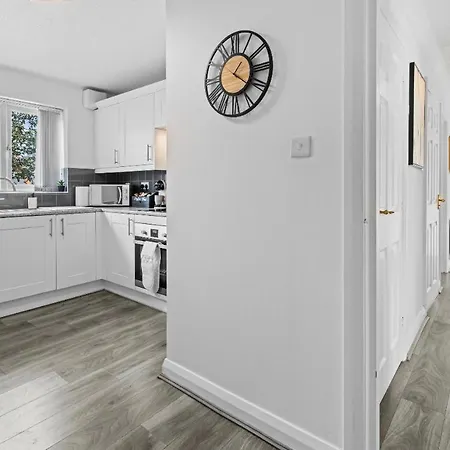דירה 2br Long Perks Free Parking Prime Spot *