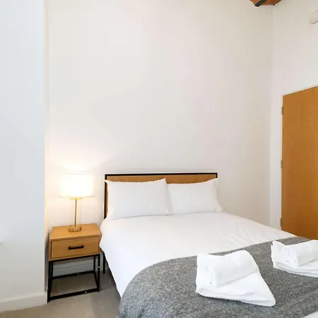 Contemporary 2 Bedroom In Διαμέρισμα Μάντσεστερ
