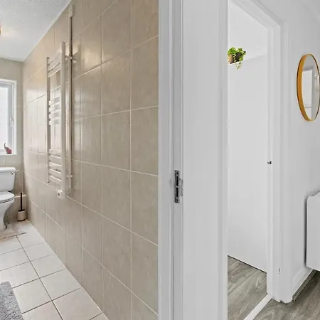 Prime Location Pad Free Parking Ps4 Wifi Tourists Daire