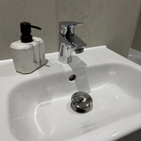 2 Bedroom 2 Bathrooms - Modern - Old Trafford - City Centre - Rooftop Access Manchester