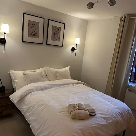 Entire Luxury Flat *