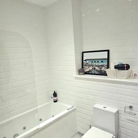 Casa De Mill 2 Bedroom In Near Coop Arena And Etihad Stadium Daire