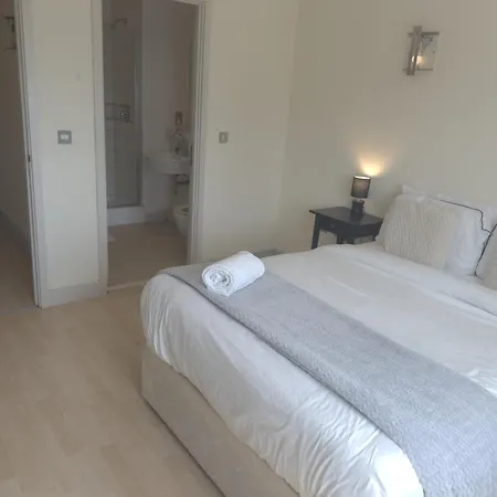 Апартаменты Premium 2 Bed In The Heart Of Center