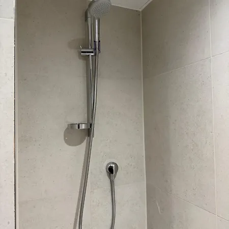 2 Bedroom 2 Bathrooms - Modern - Old Trafford - Centre - Rooftop Access 아파트 *