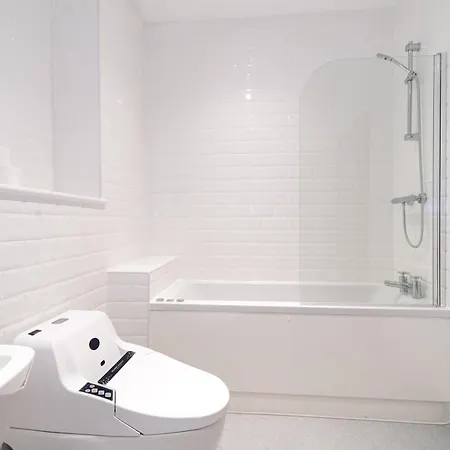 Apartamento Contemporary 2 Bedroom In