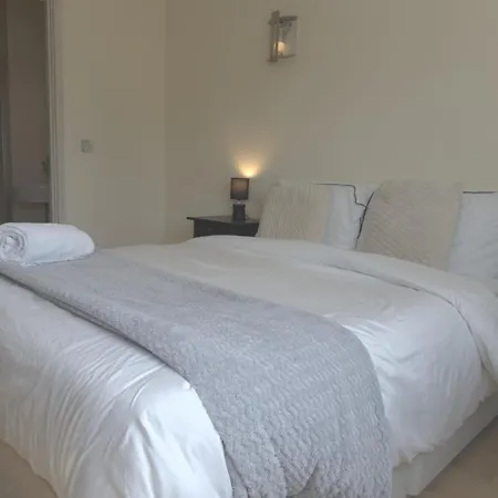Апартаменты Premium 2 Bed In The Heart Of Center Манчестер