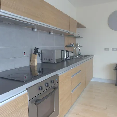 Premium 2 Bed In The Heart Of Center Манчестер