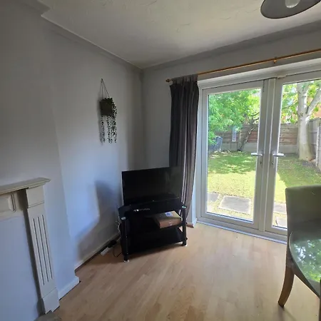 Feriehus Comfortable 2 Bedroom House *