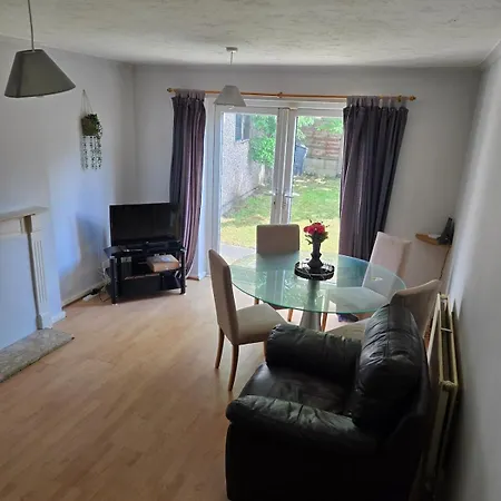 Tatil Evi Comfortable 2 Bedroom House Manchester