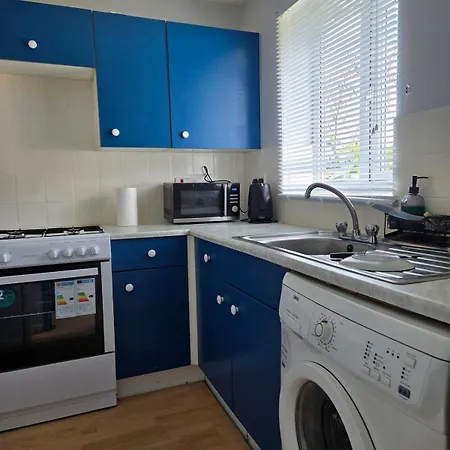 Comfortable 2 Bedroom House *