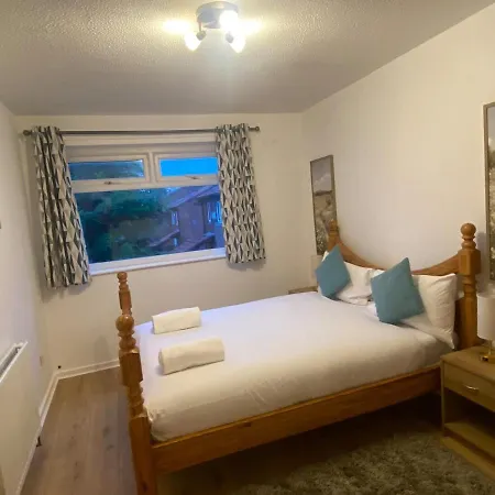 Comfortable 3-bed Terrace - * Manchester