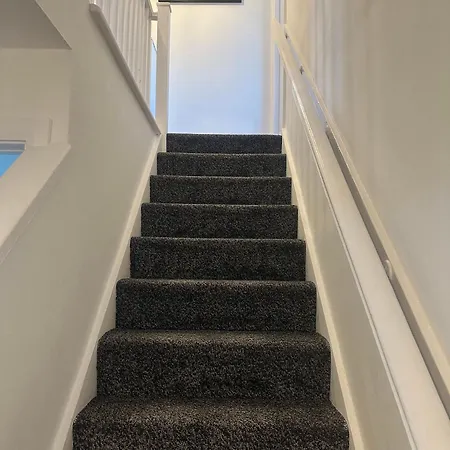 Peel Grove - Luxury House - Manchester