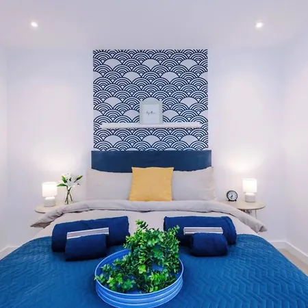 Modern 3-bed House | Pool Table | Free Parking Tatil Evi *