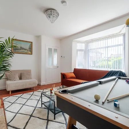 Exotic 3bd - Coop - Etihad - Pool Table Nyaraló *
