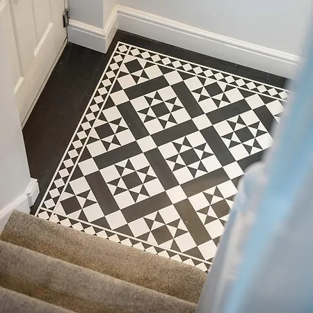 Дом отдыха Spacious & Modern Home In Chorlton Manchester - Sleeps 5 Guests & Free Parking Манчестер