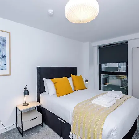 Stylish 2br 2ba - Gym & Co-working *