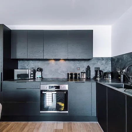 Modern 2br Near Centre Διαμέρισμα Μάντσεστερ