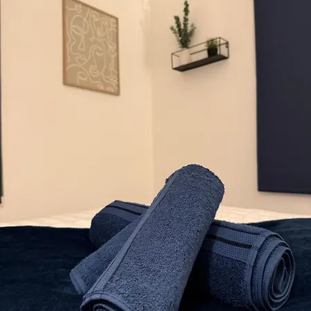 City Pad 1-Bed Opposite Shudehill Апартаменты Манчестер