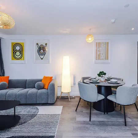 Stylish 2br 2ba - Gym & Co-working *
