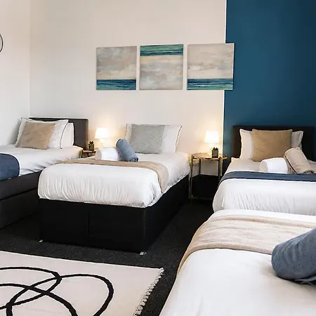 Near Manchester City Centre, 2Br Apartment Sleeps 6 Manchester