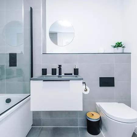 Modern 2br Near Centre Διαμέρισμα Μάντσεστερ