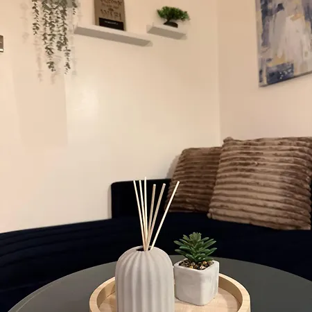 City Pad 1-Bed Opposite Shudehill Манчестер