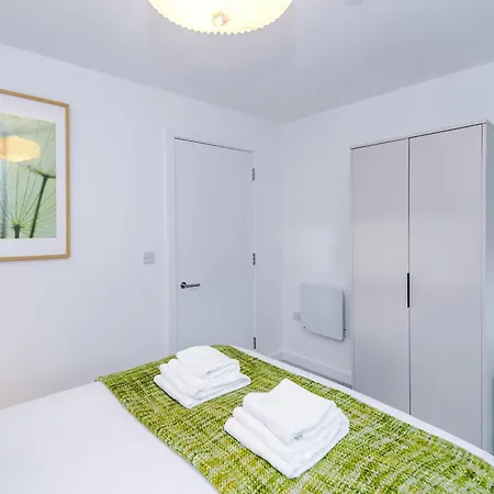 Stylish 2br 2ba - Gym & Co-working Manchester