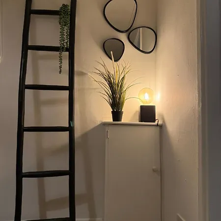 City Pad 1-Bed Opposite Shudehill Апартаменты Манчестер
