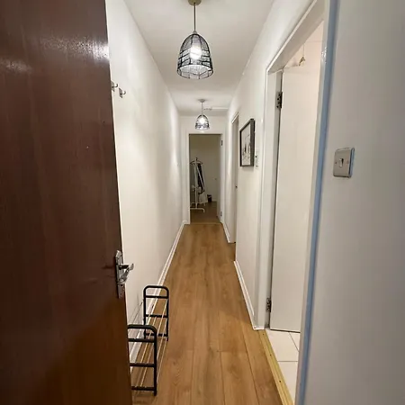 City Pad 1-Bed Opposite Shudehill * Манчестер