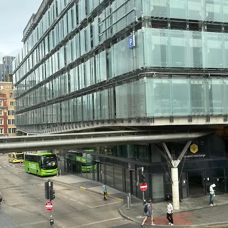 City Pad 1-Bed Opposite Shudehill * Манчестер