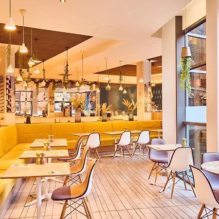 A&o Centre 4*