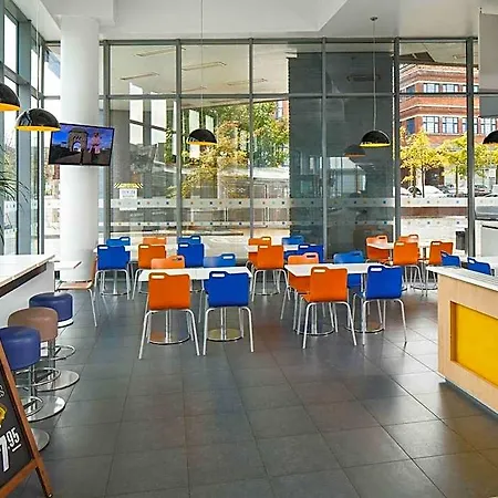 Ibis Budget Centre Pollard Street 2*