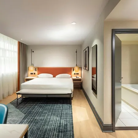 Marriott Piccadilly 4*
