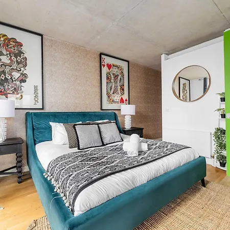 1 Bed Ancoats Canalside Flat Centre Apartment *