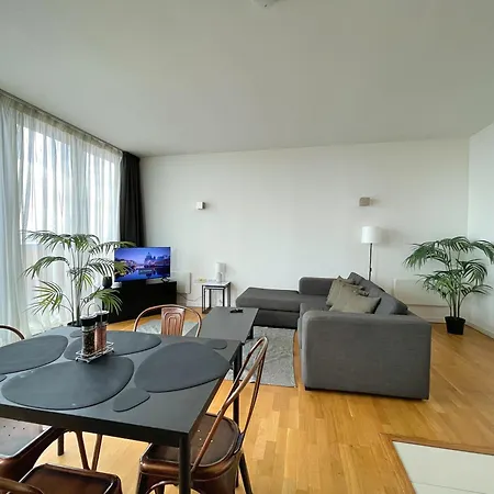 Appartamento Luxury Living, 2-bed With Pool & Gym *