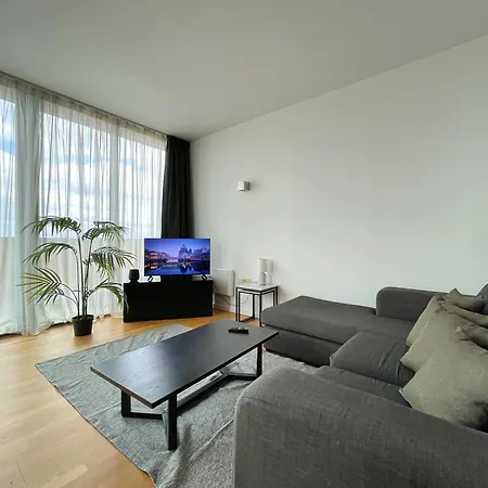 Appartamento Luxury Living, 2-bed With Pool & Gym *