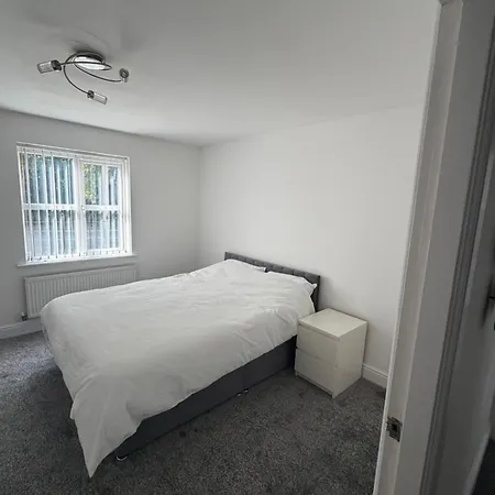 Two Bed Flat, Very Close To Airport, Ground Floor With Parking *