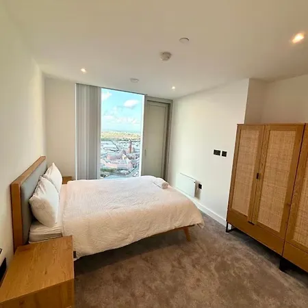 Apartamento The Banks - Private Modern 2-bed Skyline *