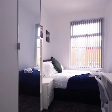 Spacious 4-bed House In Fallowfield - Sleeps 8 Tatil Evi